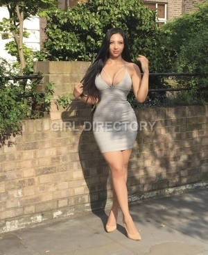 Jeune Slim Paris Escort Sonya