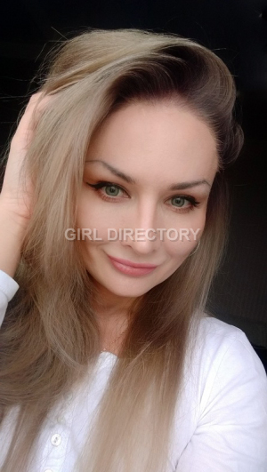 Jolie Jeune Paris Escort Sanny